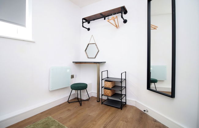 North Road New Luxe Flats with Parking - Foto 14