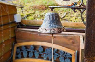 The Old Pumphouse Shepherds Hut with Hot Tub - Photo 33