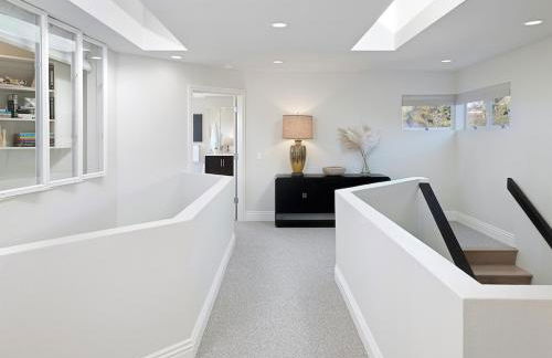 Grandview Getaway, Luxury 4BR, Ocean View, Fire Pit - Foto 34