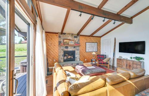 Cozy Mtn-View Chalet Less Than 2 Mi to Windham Slopes - Foto 4