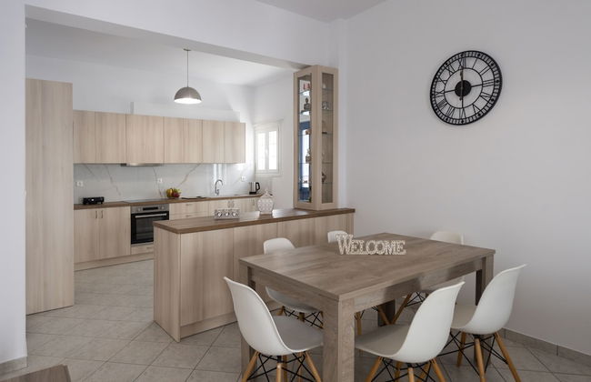 Parian Charming 3bedroom Home - Photo 35