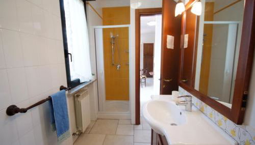 Appartamenti Serenity - 2 posti auto - in villa e in centro - Foto 2