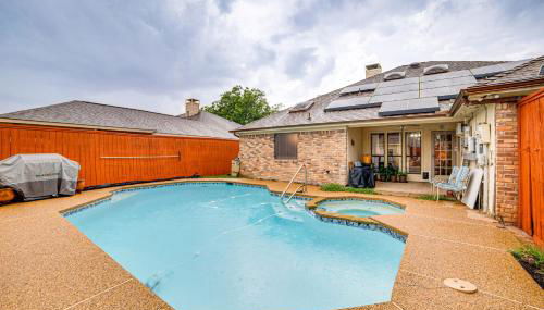 Pet-Friendly Home with Pool - 8 Mi to Central Plano! - Foto 1