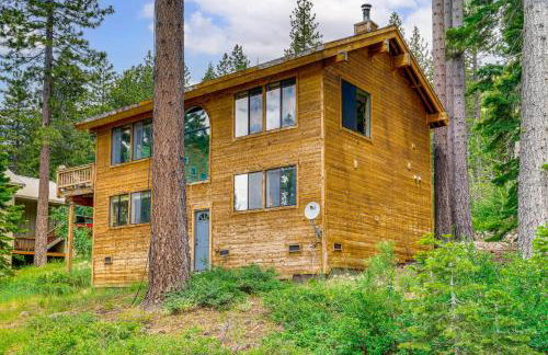 Close to Ski Slopes Tahoe Ski Chalet with Fireplace - Foto 24