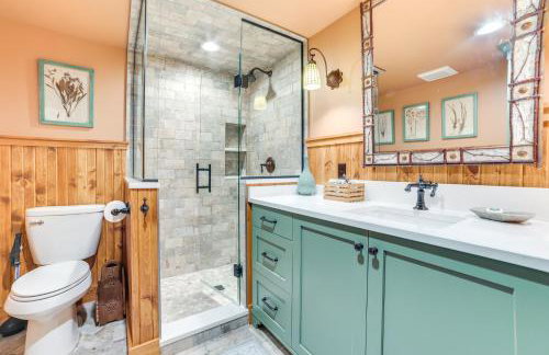 9 Mi to Boyne Resort! Farmhouse Near Town and Lake - Foto 20