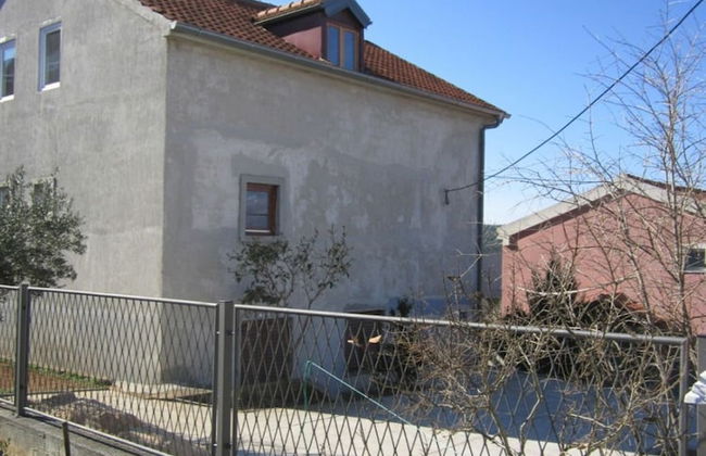 Jenny - 300m to the Beach - A1 - Photo 11