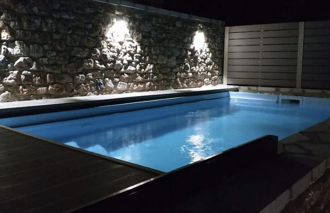 Elena Village - Photo 18