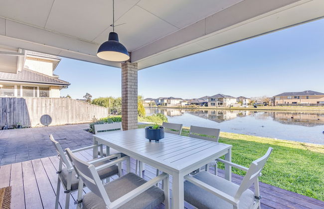 StayAU Magnificent Lakefront Villa - Foto 49