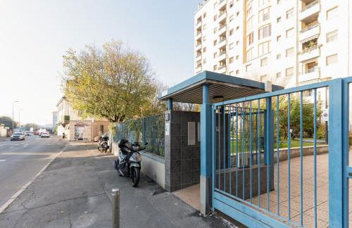 GuestHost - Modern Apartment Milano Pirelli - Foto 25