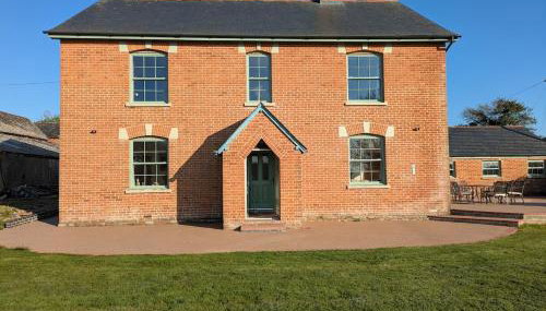 Beautiful Victorian Farmhouse - Foto 1