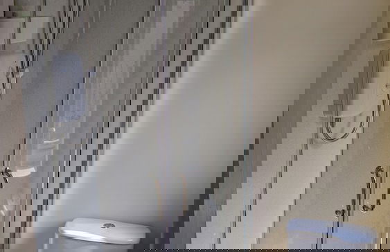 Pavilion House - Photo 13