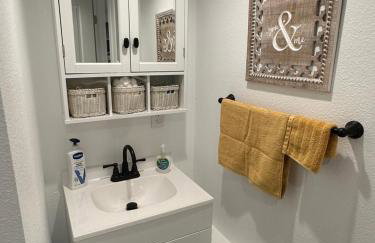 Basement Bliss: Cozy Getaway - Foto 5