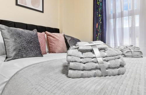 Lovely 4-BR Home In Leyton - Sleeps 14, Near Tube, Arcade, 100inchTV - Foto 11