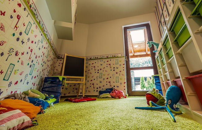 Mucha Apartments - Photo 13