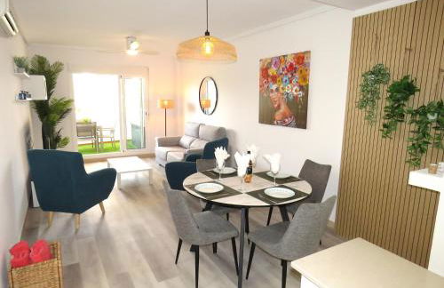 VILLAMARTIN PALMS stylish apartment close to golf and ocean with garden views - Foto 1