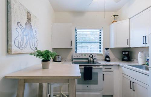Cozy private studio 2 blocks from Pompano Beach - Photo 8