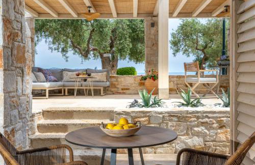 Villa Teresa Luxury Suites - Photo 15