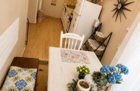 ALICE'S ARt HOUSE - Photo 19