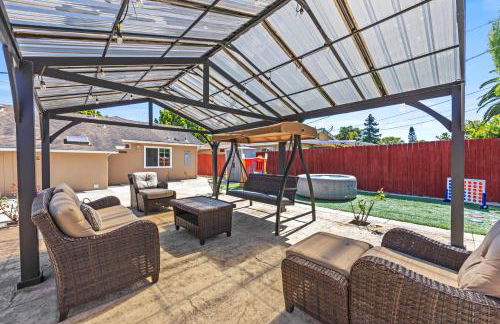 Coastal Home Near UCSB & Airport, Hot Tub, King Beds, Fast Wifi, Sleeps 6 - Foto 26