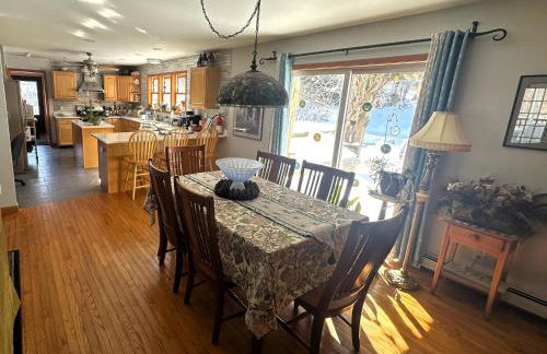 Private 5-Acre Escape - Pool, Lake & Gardens - Foto 25