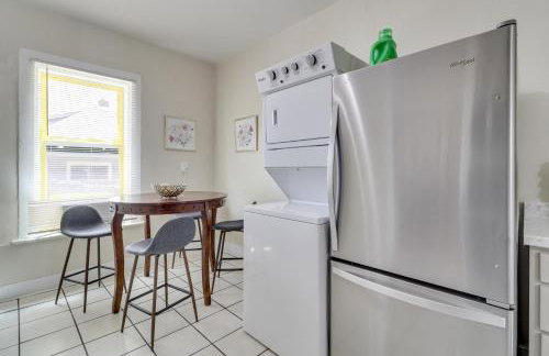 2 Mi to Old Town ABQ East Downtown Triplex Unit - Photo 9