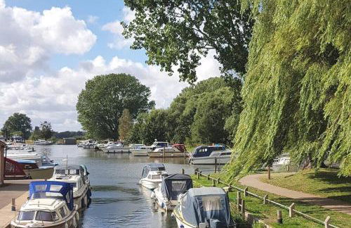 Entire 2 bed coach house in peaceful Norfolk village - Foto 37