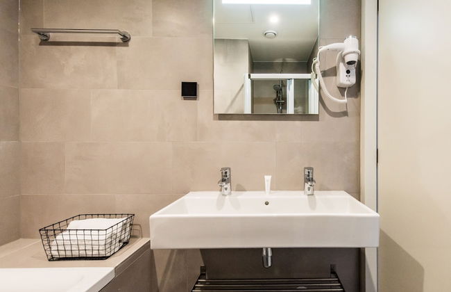 YAYS Amsterdam East by Numa - Photo 46