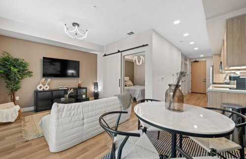 Comfortable 1BR, Irvine Extended Stay - Photo 13