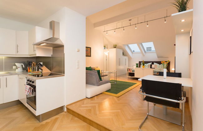 Jupiter Apartment Esslinggasse - Photo 1