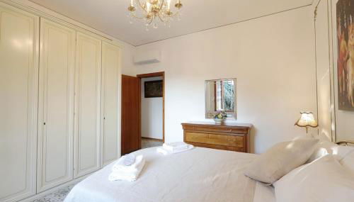 Near Airport and City Center - Foto 3