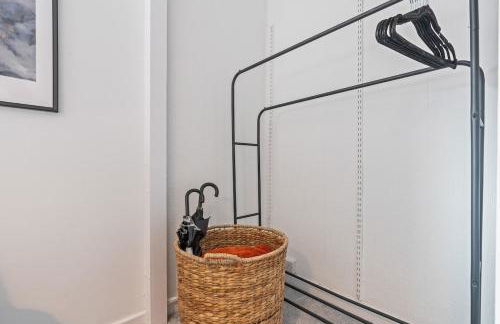 #93 Stylish Warwick Home - 10 mins to Warwick Castle - Sleeps 6 - " Perfect for Contractors and Families - Free Parking" - Foto 39