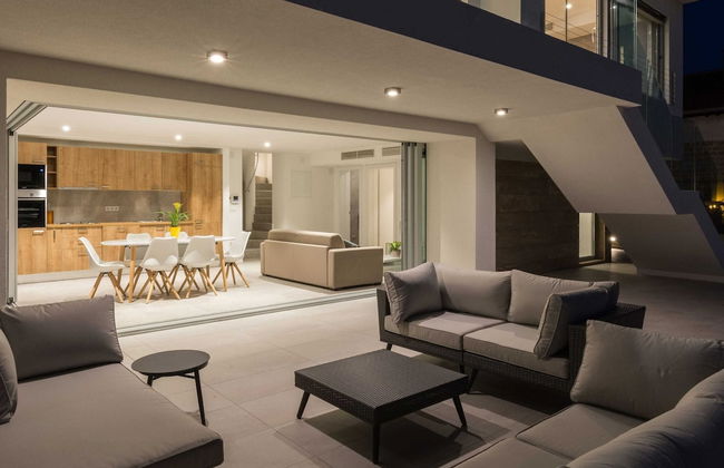 Luxurious Villa in Kozino With Fenced Garden - Photo 13