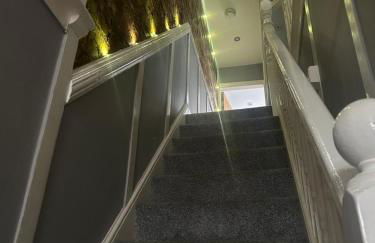 Entire Seaside Home 6 Private BedRooms Sleeps 10,4 Minute Walk To Station - Foto 30