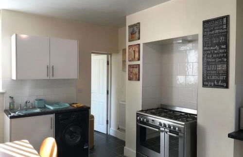 Welcoming Spacious 2-bedroom House in St Helens - Foto 48