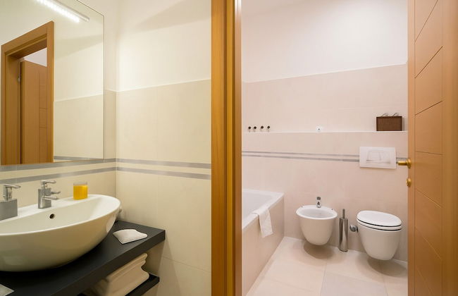 Piazza Paradiso Accomodation - Foto 68