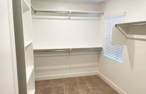 Midway to Heaven! BRAND NEW 5 bed 4.5 bath, HOTTUB - Photo 25