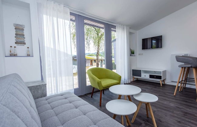 Waxweiler Hillside Sanctuary - Photo 8