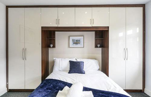 4BR 6Beds 3 Bath Private Parking Garden Kings Cross 25 min & Harry Potter - Foto 9