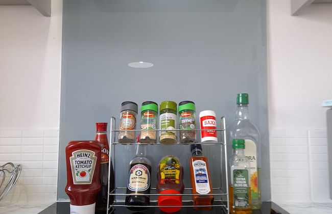 Whole Apartment With Balcony, Breakfast & Parking - Foto 9