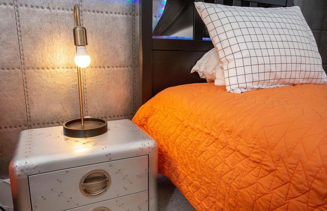 4 BR 4 BA Villa 5min Disneyworld 1804ft BBQ - Foto 16