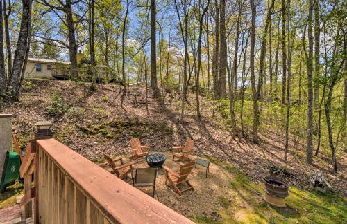 Cozy Hiawassee Cabin with Fire Pit and Mtn Views! - Foto 25