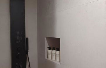 Theta Guesthouse - Photo 20