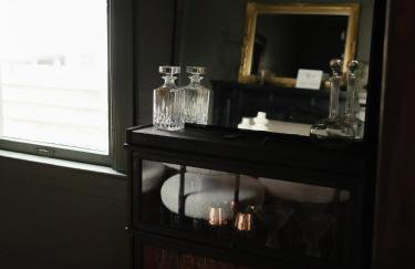 Designer Home, Hot Tub, Private Yard, & Projector - Foto 41