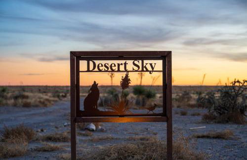 Desert Sky - Modern Oasis on 5 Acres in Marfa - Foto 25