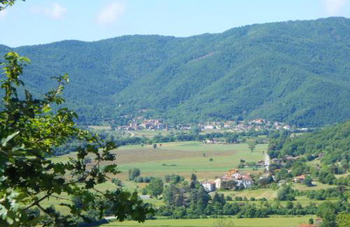Spacious Apartment in Lisciano Niccone with Mountain View - Photo 29