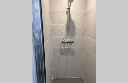 Le Clos des Buis 2 gîtes 6CH 4 SDB 4 WC - Foto 15