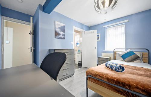 Private retreat For 3 Near City Centre - Photo 27