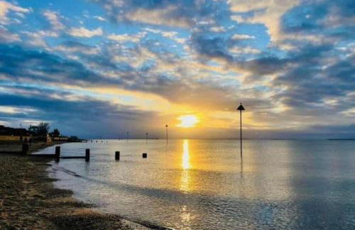 Leigh On Sea -Broadway-Two Bed with Garden - Foto 8