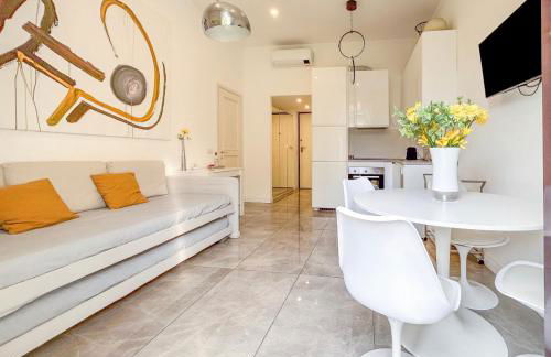 Casa Alberto da Giussano, elegante bilocale in centro con balcone sul parco - Foto 5