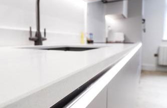 The Wycombe Pad - 2BR Ground Floor Apt with A Private Entrance & Free Secure Underground Parking - Foto 42